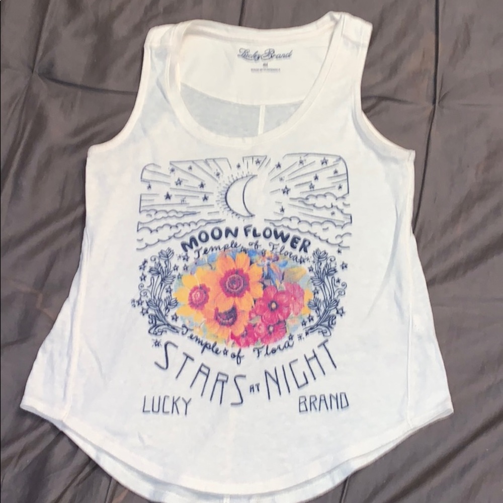 Lucky Brand super cute tank top! Great fabric